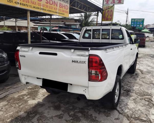 Toyota HILUX SINGLE CAB VNT 2.5(M)4x4 PICKUP TRUCK - Cars for sale in ...