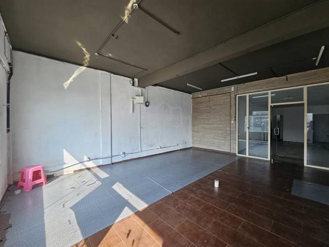 Facing Road 1st Floor Shoplot Jalan Gangsa Alor Setar For Rent 1