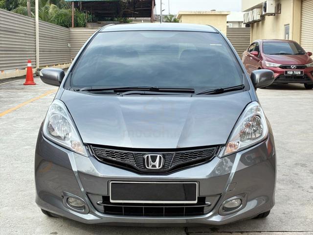 2014 Honda Jazz 1.3 A Hybrid Facelift - 2