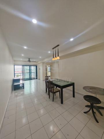 Danga View Apartment 1