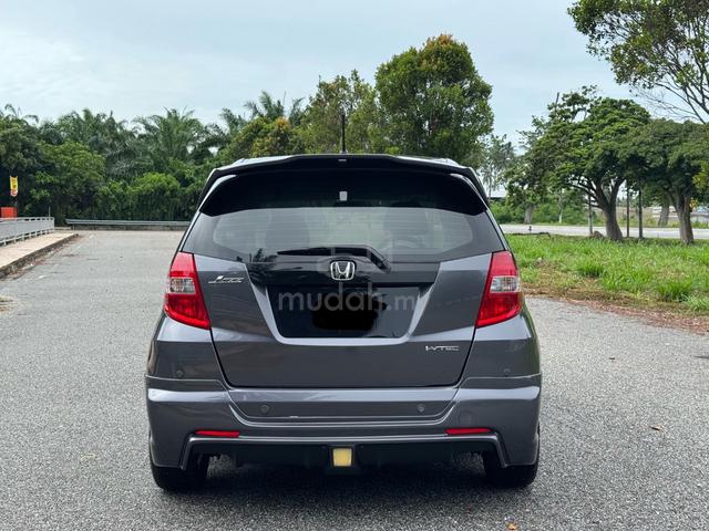 2014 Honda JAZZ GE 1.5 FACELIFT (A) - 4