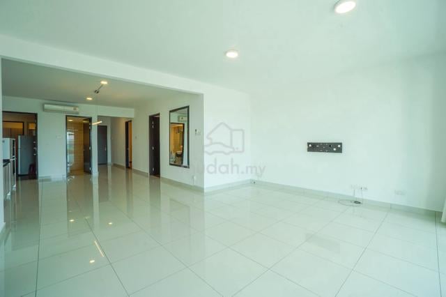 The Bay Residences 1
