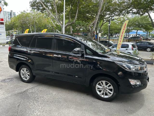 Toyota INNOVA 2.0 G - 1