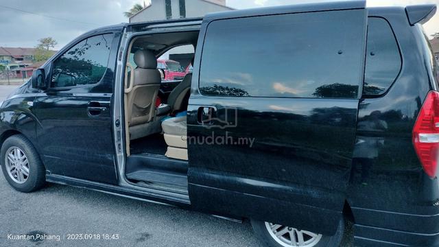 2014 Hyundai GRAND STAREX 2.5 ROYALE DELUXE (A) - 4