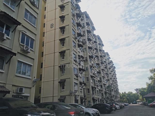 Baiduri Courts (Bukit Puchong) 5