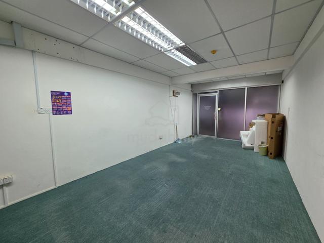 Tanjung Aru Plaza, 3rd Floor, Partial Furnished, Aircond, Office 1