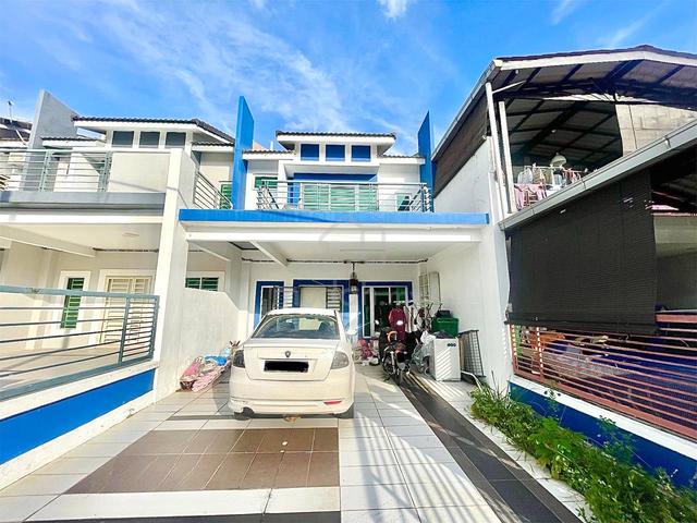 Taman Nusari Aman 1B ,Bandar Sri Sendayan Double Storey Terrace Nego 1