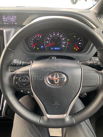 2021 Toyota VOXY 2.0 ZS KIRAMEKI III (A) - 5