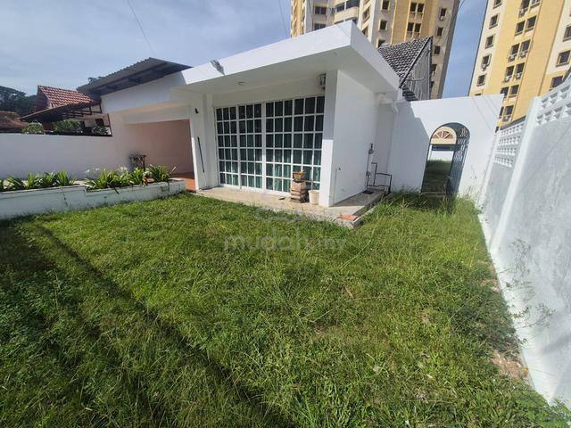 Modern Semi D in Central Tanjung Bungah 1