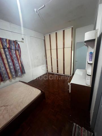 Master Bedroom 1