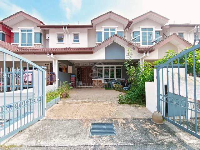 Kitchen extend . Double storey taman pelangi semenyih kajang for sale 1