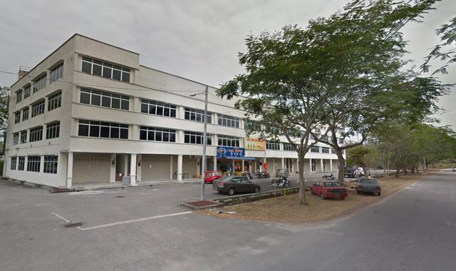 3 Storey ShopLot Taman Damai Padang Serai 1