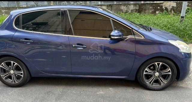 2015 Peugeot 208 1.6 VTi ALLURE (A) - 3