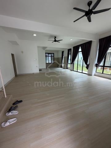Pulai Hijauan Double Storey Semi D/ Kangkar Pulai/ Full Loan/ Cheapper 1