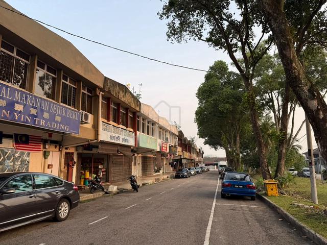 Taman Daya Johor Bahru shop for Sale 1