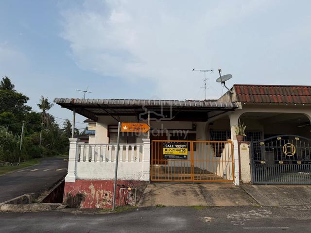 Non bumi corner lot taman indah labis segamat @ for sale 1