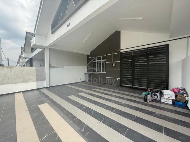 Kulai, Jalan Bayan Piccolo Bandar Putra,Kulai 1