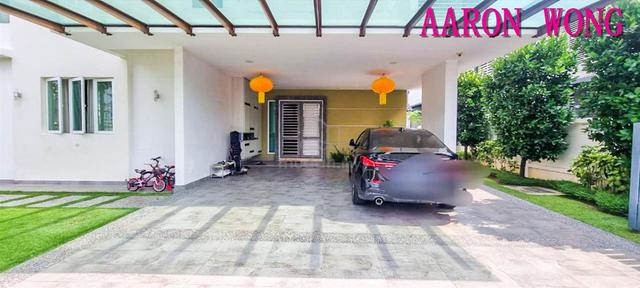 [Private Swimming Pool] Bandar Parklands Klang, Klang, Selangor 1