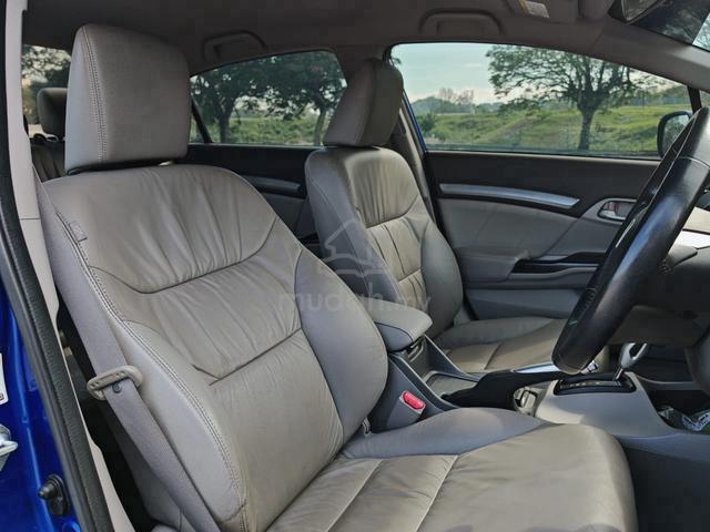 2013 Honda CIVIC 1.5 (HYBRID) (A) - 4