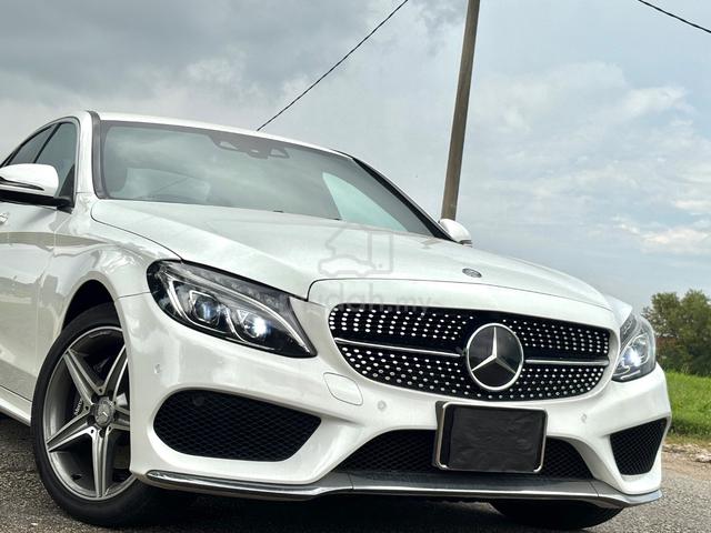 2017 Mercedes C200 2.0 AMG (CBU) / GOOD CONDITION - 3