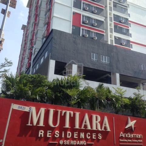 Master Bedroom untuk di sewa@UPM 1