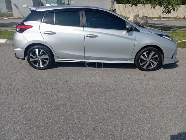 2021 Toyota YARIS 1.5 E MY19 XP150 FACELIFT (A) - 3