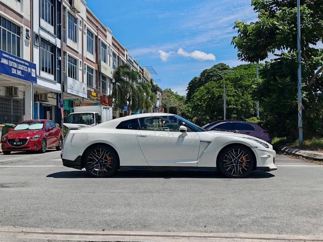 Ready Stock 2024 NISSAN GT-R 35 3.8 BLACK EDITION - 3