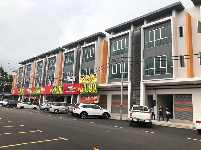 3-Storey Shop House For Sale With Tenanc At Sungai Bakap, Pulau Pinang 1