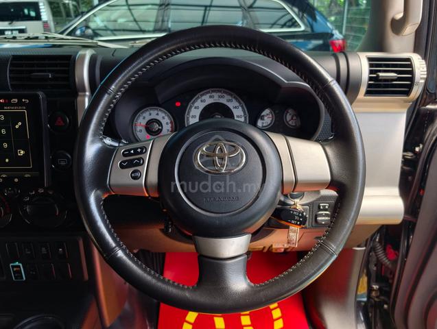 Toyota FJ CRUISER 4.0 V6 4WD ANDROID PERFECT WRNTY - 4