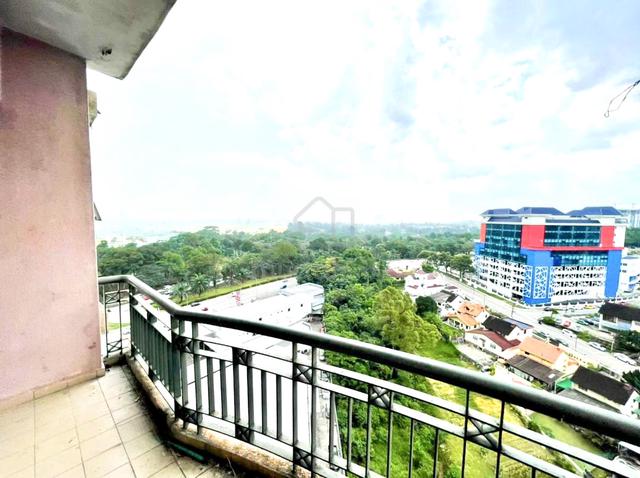 Larkin Utama 1