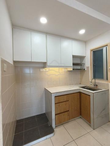 De Bayu Apartment 1