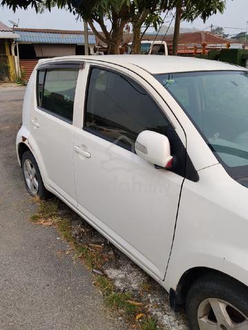 2010 Perodua MYVI 1.3 EXCLUSIVE MY05 M300 - 1