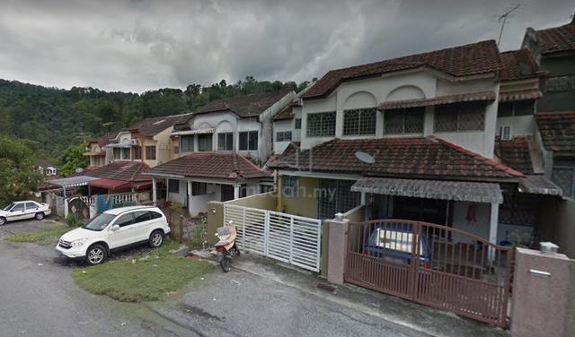 Cheras Awana 2 Storey House , Partly Furnish , 4Rooms , Below Market 1
