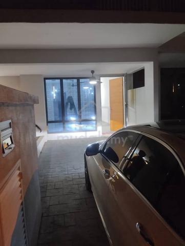 Ayden Townhouse Warisan Puteri 1