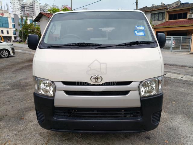2022 Toyota HIACE 2.5 (M) Window Van Full Air Cond - 2