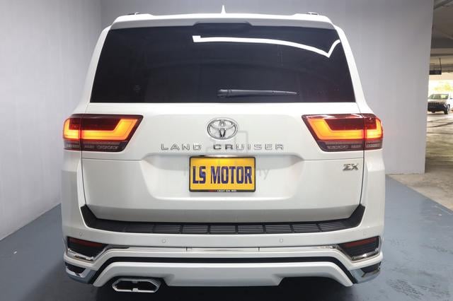 2023/2026 Toyota Landcruiser 3.4 ZX PETROL - 5