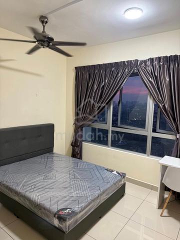 Saville @ Cheras Middle Room For Rent For Single Male . 1