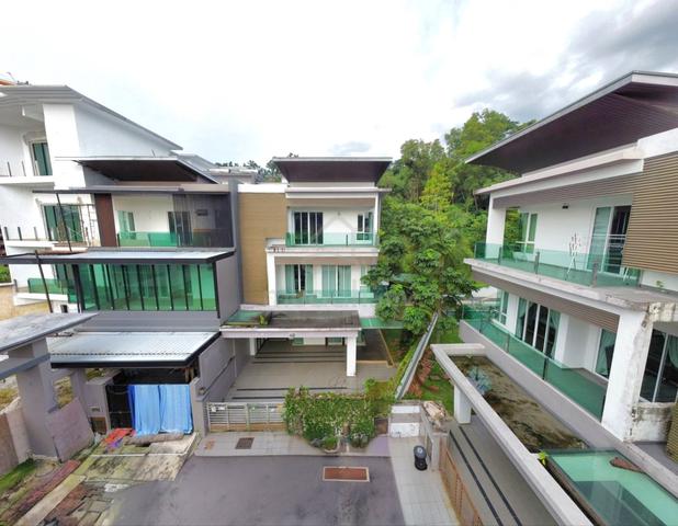 Corner Lot 3 Storey Semi Detached Beverly Heights Ampang Jaya Selangor 1