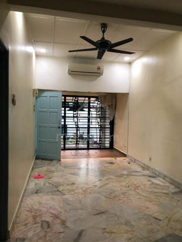 BELOW MARKET 1 storey house landed Puchong Perdana Puteri 1