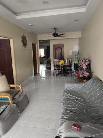 Renovated Single Storey House Lep 7 for sale 1