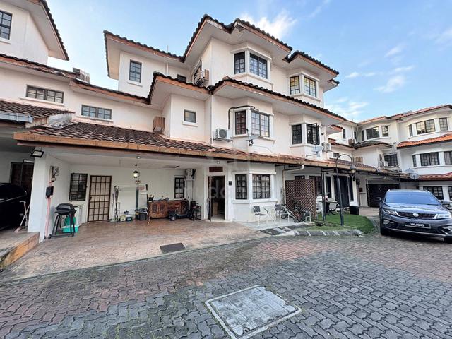2.5 Storey Condo Villa Persada jalan Nova Seksyen u5 Subang Bestari 1