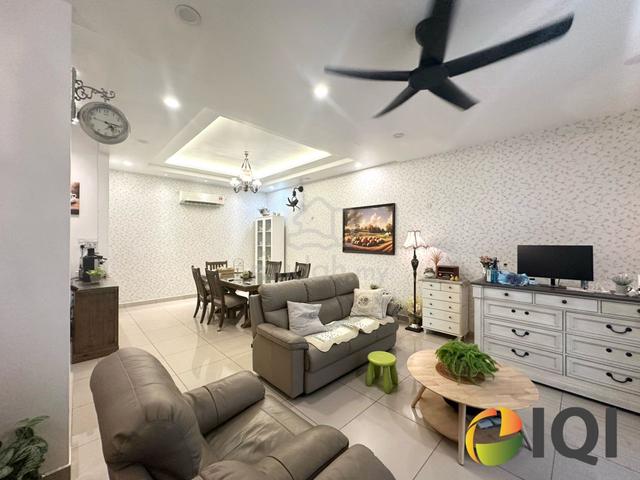 Aston Indah 3-storey Terrace ✨ Fully Renovated |Aston Height BM town 1