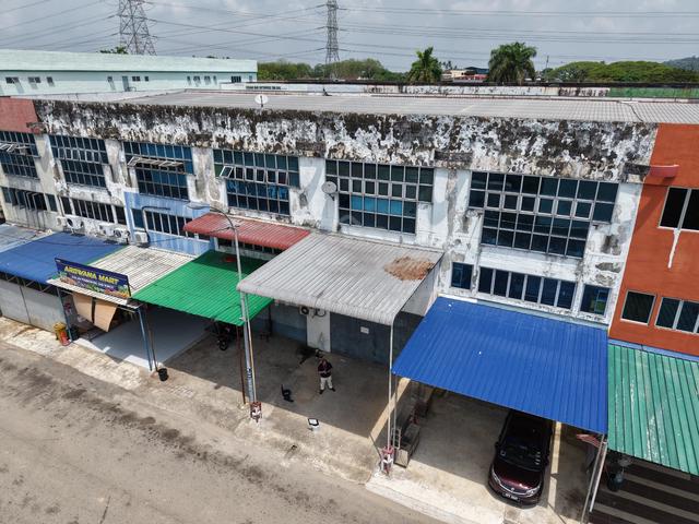 3 storey shop lot Taman Arowana @ Seberang Jaya 1
