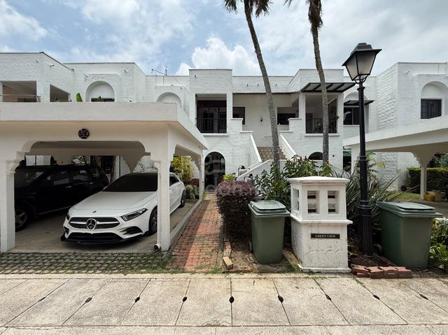 (Full Furnished & Ready Move In) Twin Courtyard Villa, Country Heights 1
