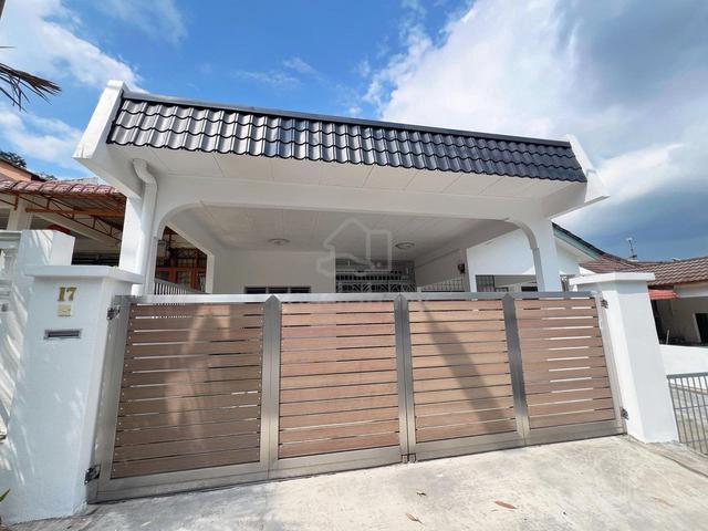 Non Bumi Lot Taman Bukit Markisa | 20x75 Freehold 1