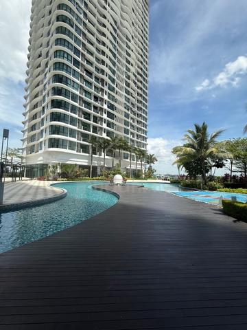 The M @ Medini Macrolink 1
