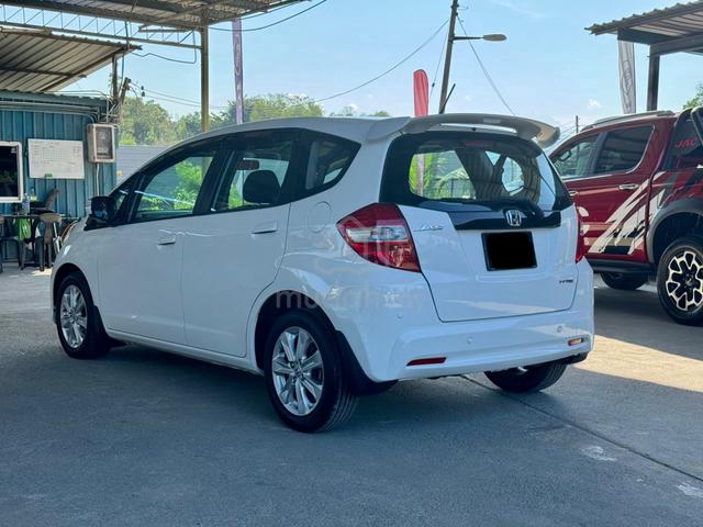 2013 ๐Honda JAZZ 1.5 FACELIFT (A)๐ - 2