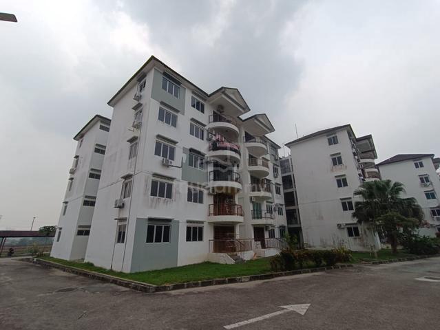 Selesa Puteri Condominium 1