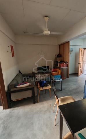 Rumah Pangsa (Kos Rendah) Pusat Perniagaan Raja Uda 1