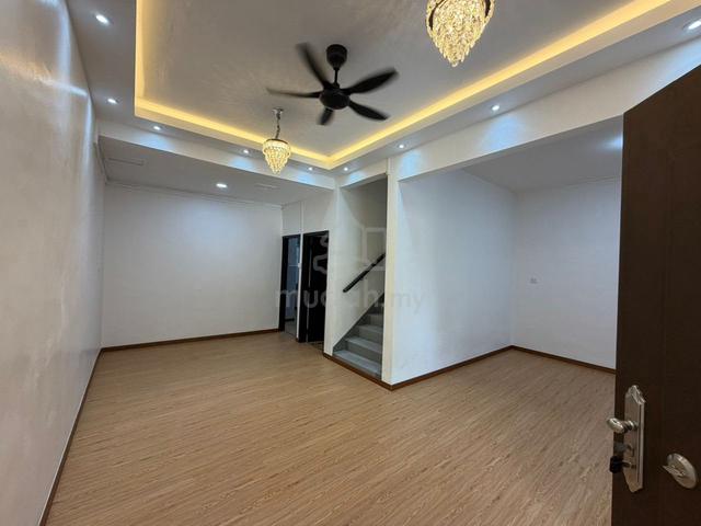 Taman Bintang Senai Landed Full Renovated 1